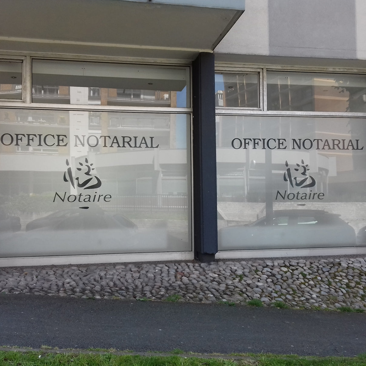 groupepublid-enseigne-et-vitrine-03