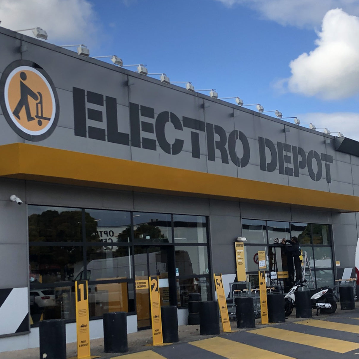 groupepublid-enseigne-groupe-electro-depot-01_725452f1-3a38-49ed-938a-df813577b6b4.jpg