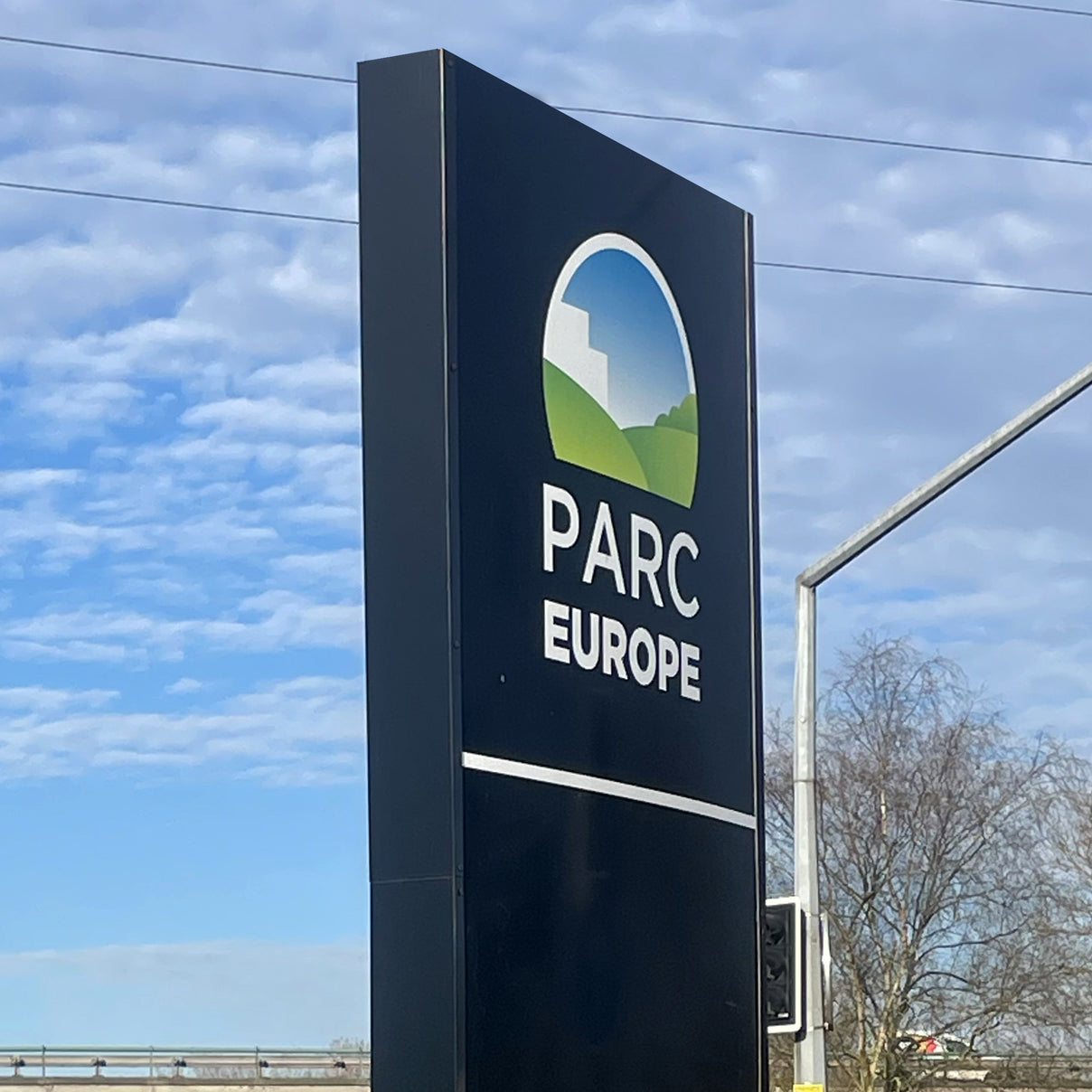 groupepublid-totem-parc-europe.jpg