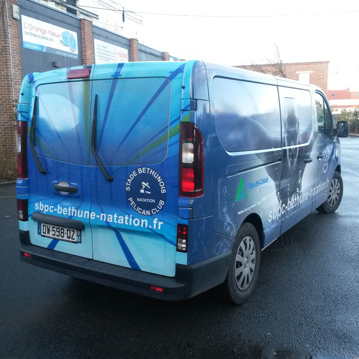 groupepublid-covering-flocage-vehicule-33.jpg