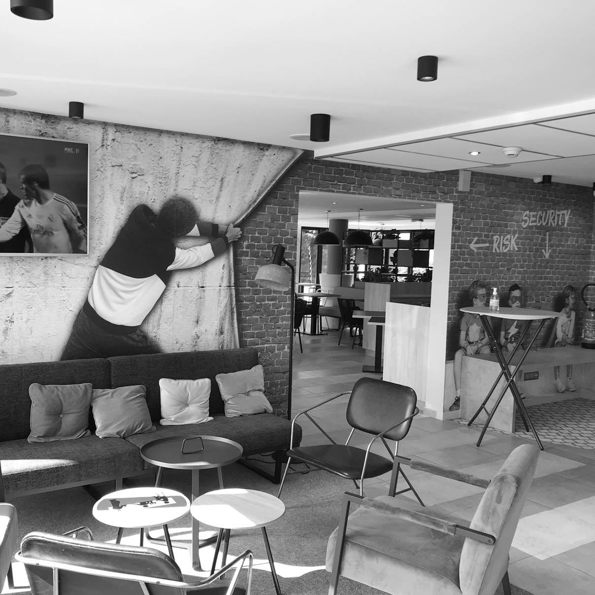 groupepublid-decoration-murale-scenographie-46