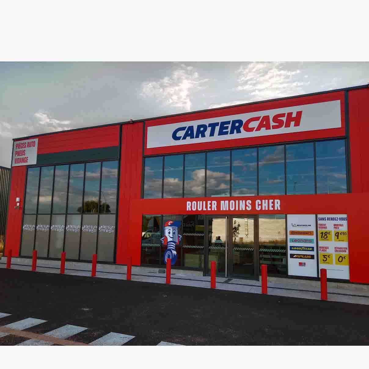groupepublid-signaletique-carter-cash-04.jpg